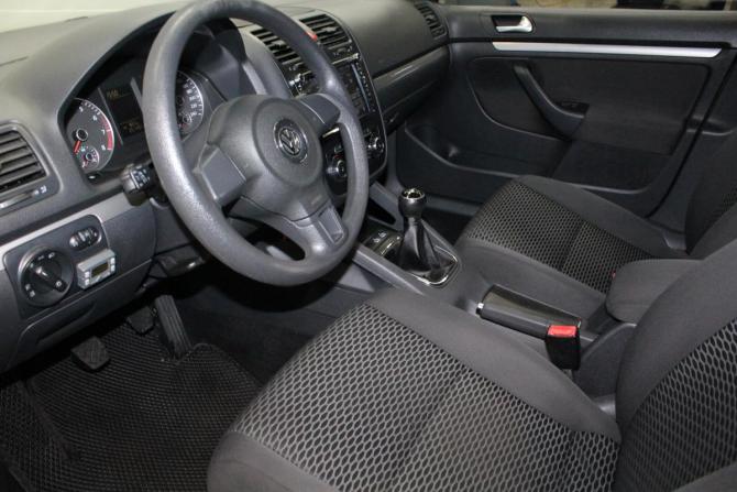 Volkswagen Jetta V с пробегом 2010 года, цена 609 000 рублей, 251464 км, седан, Автокод Объявления