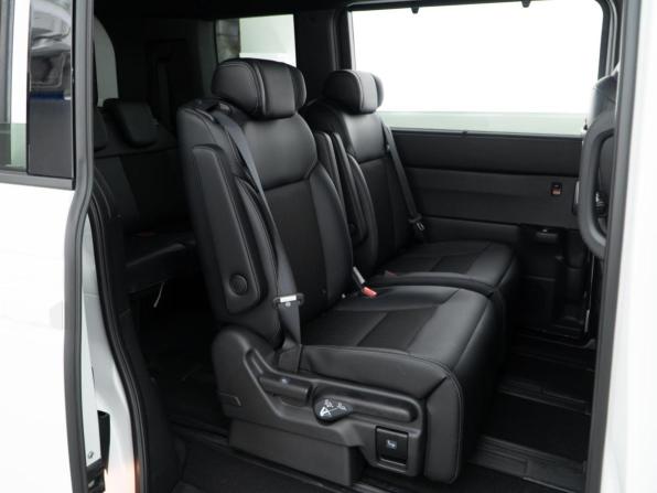 Honda Stepwgn VI с пробегом 2024 года, цена 3 976 900 рублей, 1125 км, минивэн, Автокод Объявления