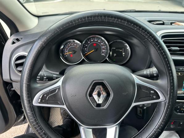 Renault Sandero II Рестайлинг с пробегом 2021 года, цена 1 350 000 рублей, 68839 км, хэтчбек, Автокод Объявления