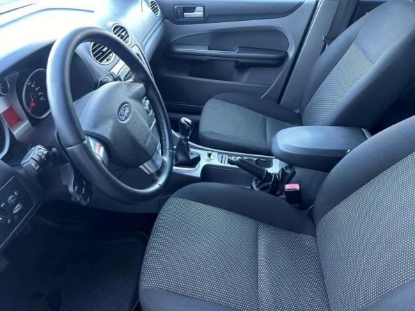 Ford Focus II Рестайлинг с пробегом 2009 года, цена 470 000 рублей, 220001 км, хэтчбек, Автокод Объявления