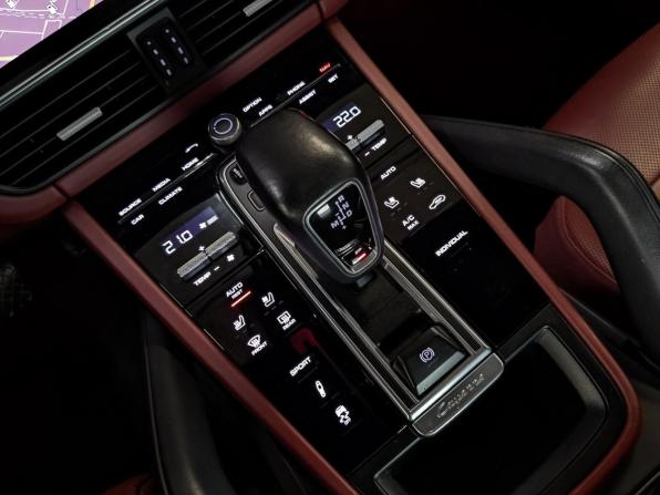 Porsche Cayenne III с пробегом 2020 года, цена 6 850 000 рублей, 67700 км, внедорожник, Автокод Объявления