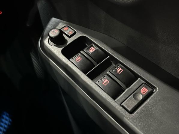 Daihatsu Wake I с пробегом 2019 года, цена 840 000 рублей, 108373 км, микровэн, Автокод Объявления