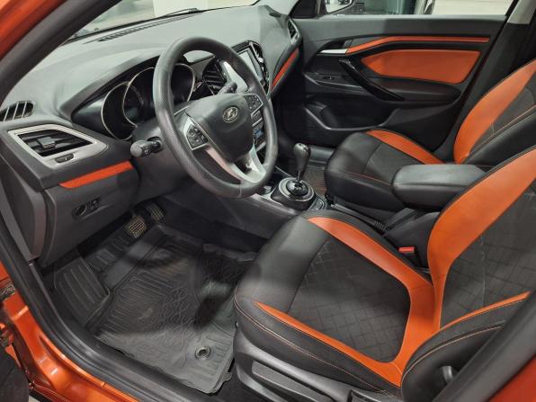 Lada (ВАЗ) Vesta I с пробегом 2018 года, цена 1 000 000 рублей, 61046 км, универсал, Автокод Объявления