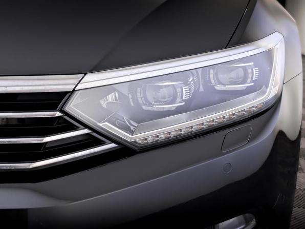 Volkswagen Passat B8 с пробегом 2018 года, цена 2 645 000 рублей, 66799 км, седан, Автокод Объявления