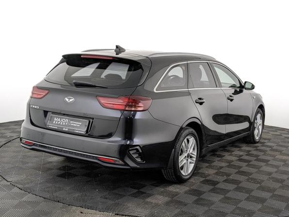 Kia Ceed III с пробегом 2019 года, цена 1 555 000 рублей, 124597 км, универсал, Автокод Объявления