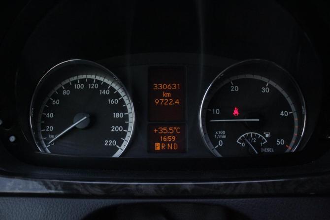 Mercedes-Benz Viano I (W639) Рестайлинг с пробегом 2011 года, цена 2 350 000 рублей, 330631 км, минивэн, Автокод Объявления