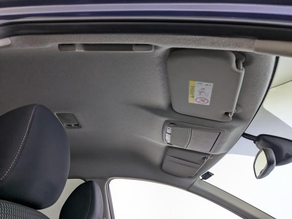 Nissan Tiida II с пробегом 2015 года, цена 1 050 000 рублей, 137295 км, хэтчбек, Автокод Объявления