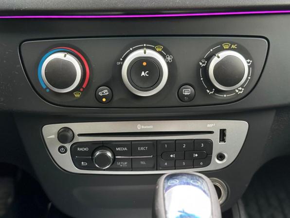 Renault Fluence I Рестайлинг с пробегом 2013 года, цена 815 000 рублей, 115003 км, седан, Автокод Объявления