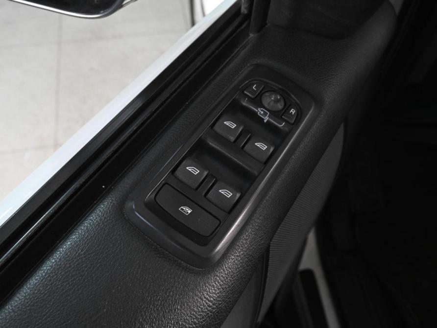 Land Rover Discovery IV Рестайлинг Ростов-на-Дону  - изображение 15