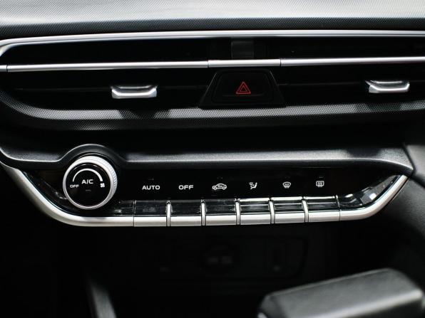 Changan Eado Plus I с пробегом 2023 года, цена 1 518 000 рублей, 96592 км, седан, Автокод Объявления