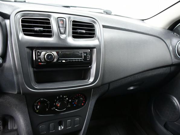 Renault Logan II с пробегом 2014 года, цена 547 000 рублей, 185000 км, седан, Автокод Объявления