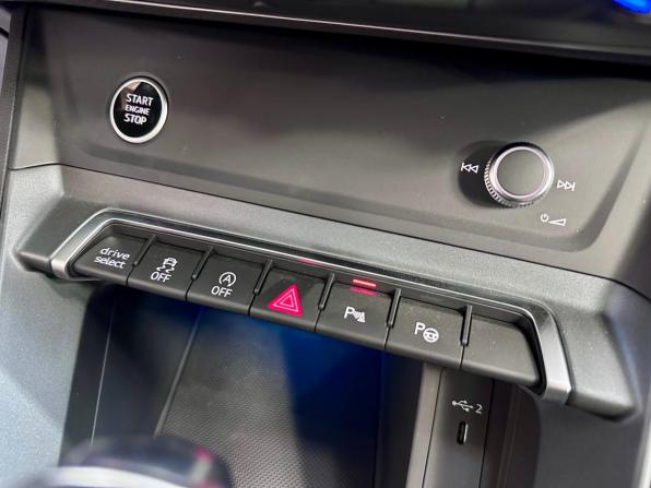 Audi Q3 II (F3) с пробегом 2026 года, цена 3 670 000 рублей, 44 км, внедорожник, Автокод Объявления