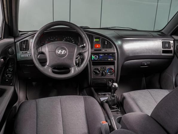 Hyundai Elantra III (XD2) Рестайлинг с пробегом 2006 года, цена 499 000 рублей, 236124 км, седан, Автокод Объявления