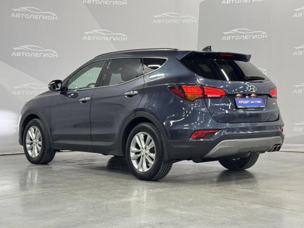 Hyundai Santa Fe III Рестайлинг с пробегом 2017 года, цена 2 400 000 рублей, 63609 км, внедорожник, Автокод Объявления