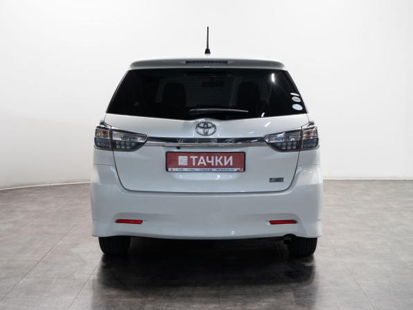Toyota Wish II Рестайлинг с пробегом 2016 года, цена 1 535 000 рублей, 159420 км, минивэн, Автокод Объявления