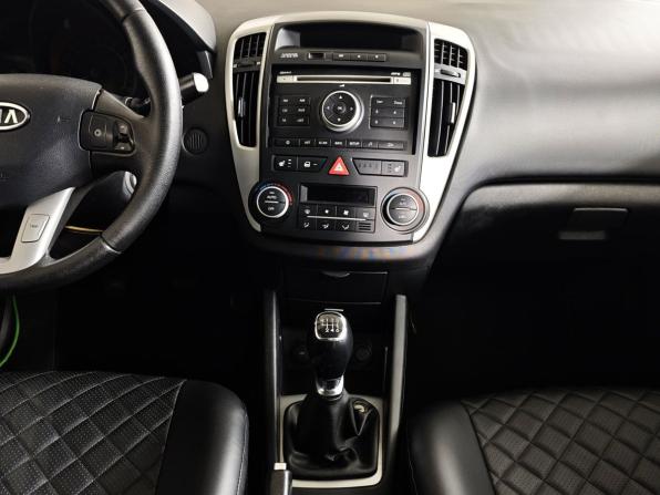 Kia Ceed I Рестайлинг с пробегом 2010 года, цена 449 000 рублей, 321194 км, хэтчбек, Автокод Объявления