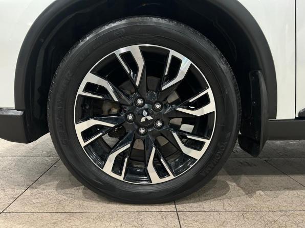 Mitsubishi Outlander III Рестайлинг 3 с пробегом 2021 года, цена 2 259 000 рублей, 105672 км, внедорожник, Автокод Объявления
