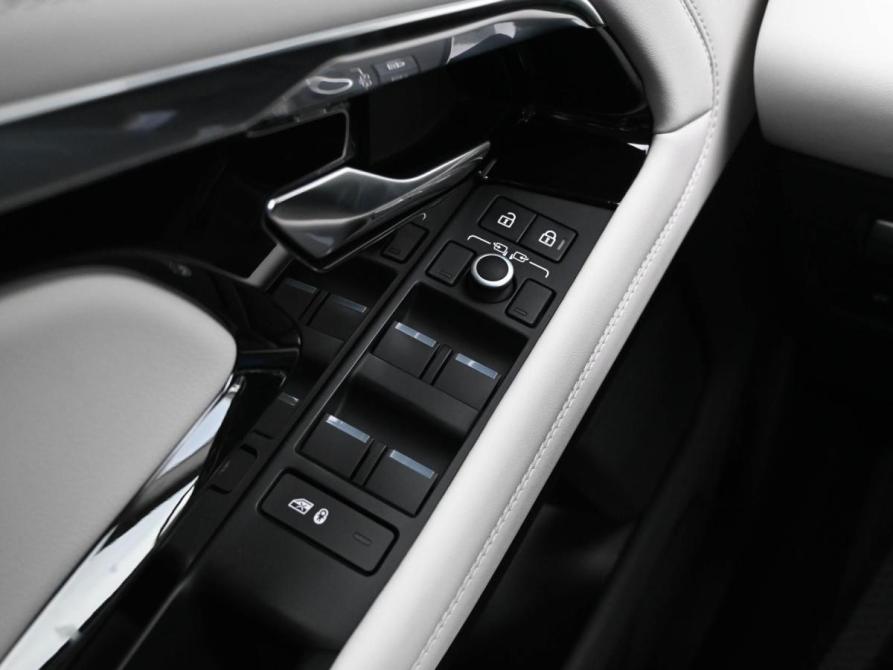 Land Rover Range Rover Evoque II Новороссийск  - изображение 23