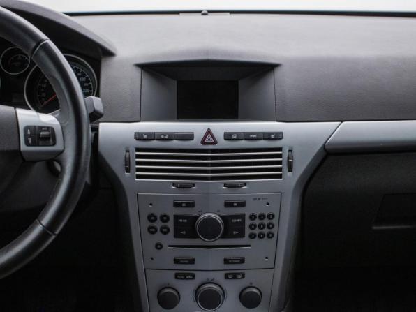 Opel Astra H Рестайлинг с пробегом 2010 года, цена 624 000 рублей, 150809 км, седан, Автокод Объявления