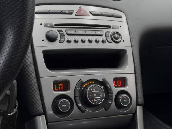 Peugeot 308 I с пробегом 2009 года, цена 520 000 рублей, 100600 км, хэтчбек, Автокод Объявления