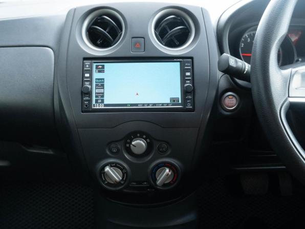 Nissan Note II Рестайлинг с пробегом 2017 года, цена 878 000 рублей, 136222 км, хэтчбек, Автокод Объявления