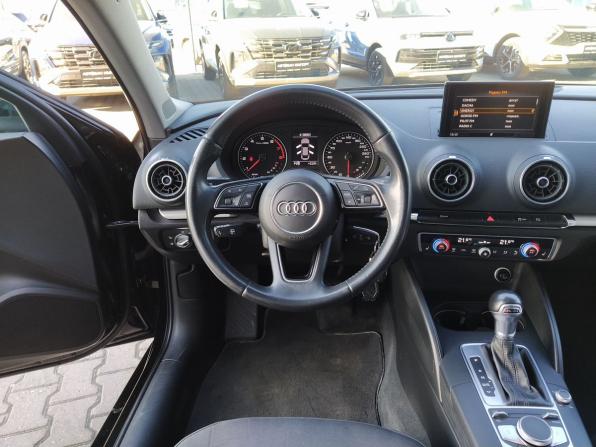 Audi A3 III (8V) Рестайлинг с пробегом 2018 года, цена 2 150 000 рублей, 125879 км, седан, Автокод Объявления
