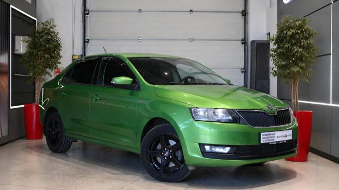 Skoda Rapid I Рестайлинг с пробегом 2018 года, цена 1 295 000 рублей, 144000 км, лифтбек, Автокод Объявления