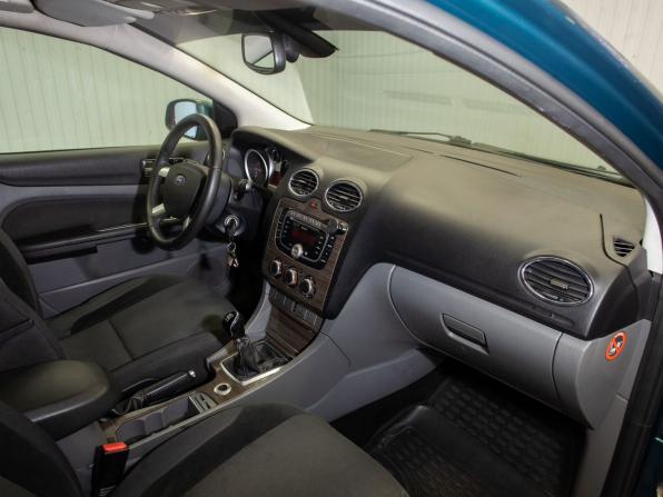 Ford Focus II Рестайлинг с пробегом 2008 года, цена 565 000 рублей, 236925 км, седан, Автокод Объявления