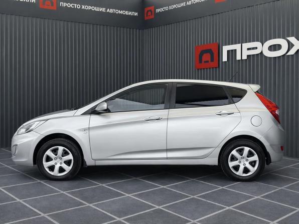 Hyundai Solaris I с пробегом 2011 года, цена 717 000 рублей, 191393 км, хэтчбек, Автокод Объявления