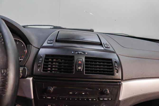 BMW X3 I (E83) Рестайлинг с пробегом 2008 года, цена 979 000 рублей, 400000 км, внедорожник, Автокод Объявления