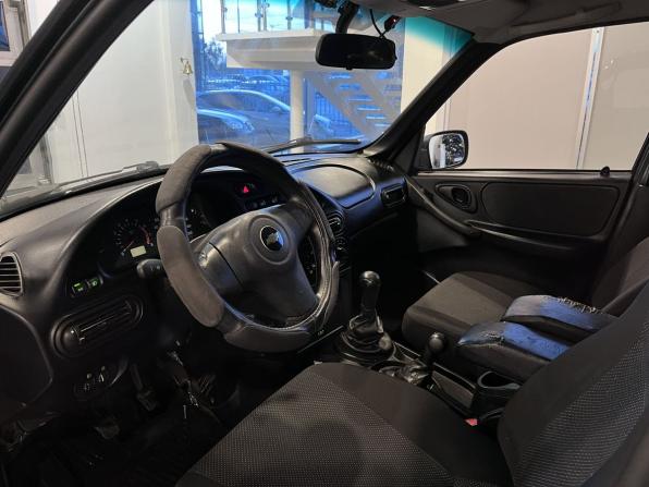 Chevrolet Niva I Рестайлинг с пробегом 2011 года, цена 461 000 рублей, 194550 км, внедорожник, Автокод Объявления