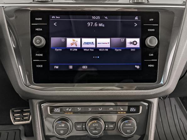 Volkswagen Tiguan II с пробегом 2019 года, цена 2 850 000 рублей, 100450 км, внедорожник, Автокод Объявления