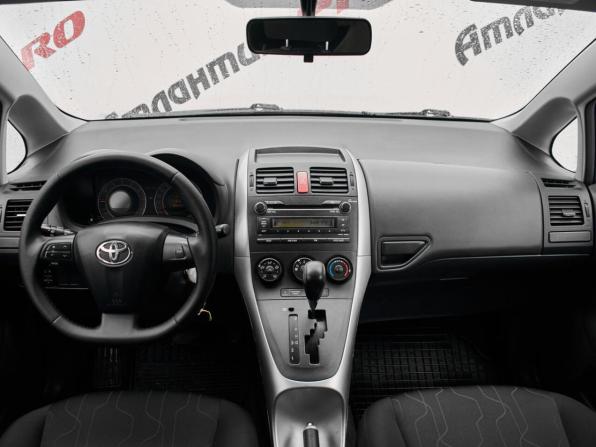 Toyota Auris I Рестайлинг с пробегом 2011 года, цена 1 250 000 рублей, 97621 км, хэтчбек, Автокод Объявления