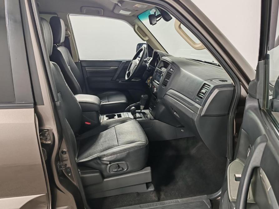 Mitsubishi Pajero IV Рестайлинг 1 Москва  - изображение 20