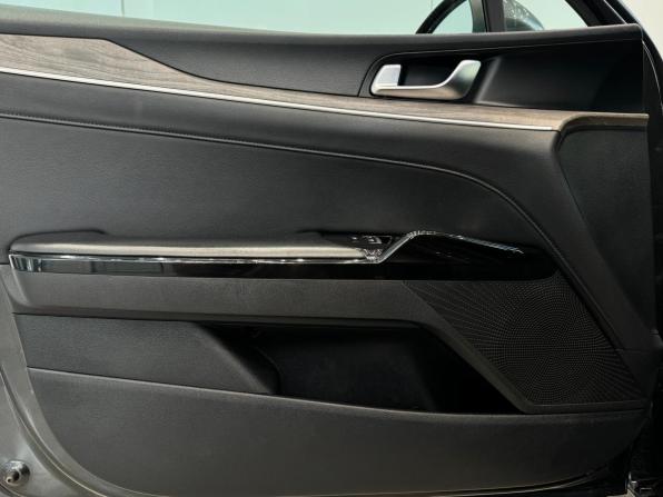 Kia K5 III с пробегом 2021 года, цена 2 499 000 рублей, 108785 км, седан, Автокод Объявления