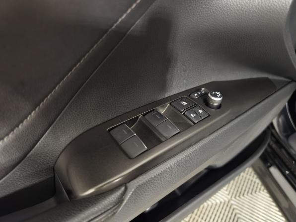 Toyota Camry VIII (XV70) Рестайлинг с пробегом 2021 года, цена 2 949 000 рублей, 149868 км, седан, Автокод Объявления