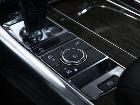 Land Rover Range Rover Sport II Рестайлинг с пробегом 2018 года, цена 5 399 585 рублей, 105145 км, внедорожник, Автокод Объявления
