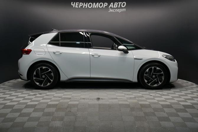 Volkswagen ID.3 I с пробегом 2020 года, цена 3 299 000 рублей, 80000 км, хэтчбек, Автокод Объявления