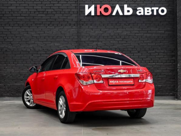Chevrolet Cruze I Рестайлинг с пробегом 2013 года, цена 1 000 000 рублей, 70182 км, седан, Автокод Объявления