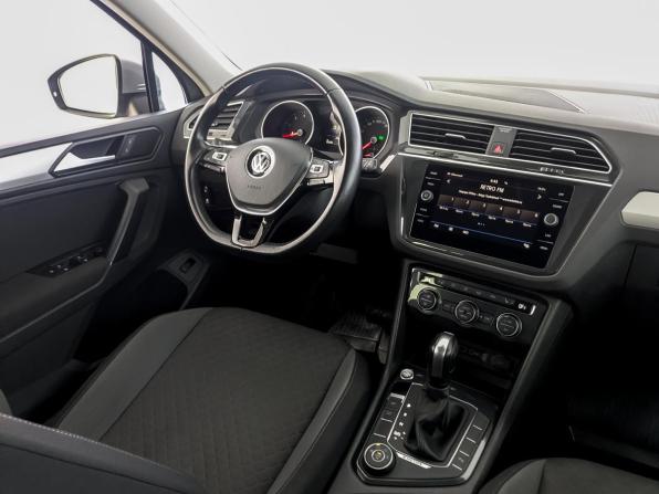 Volkswagen Tiguan II с пробегом 2020 года, цена 2 850 000 рублей, 66373 км, внедорожник, Автокод Объявления