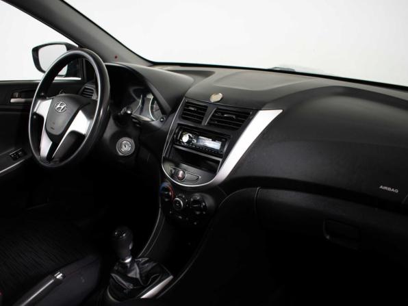 Hyundai Solaris I Рестайлинг с пробегом 2014 года, цена 777 000 рублей, 230000 км, хэтчбек, Автокод Объявления