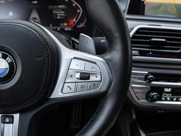 BMW 7 серии VI (G11/G12) Рестайлинг с пробегом 2020 года, цена 6 604 000 рублей, 108703 км, седан, Автокод Объявления