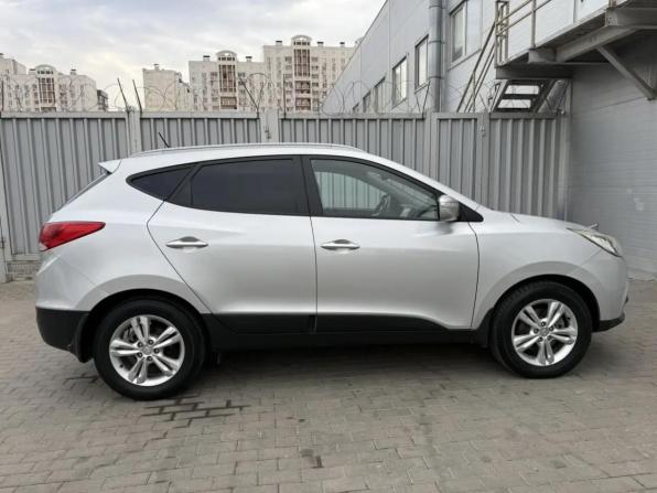 Hyundai ix35 I с пробегом 2013 года, цена 1 295 000 рублей, 131177 км, внедорожник, Автокод Объявления
