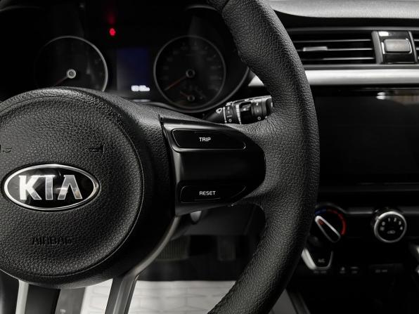 Kia Rio IV с пробегом 2018 года, цена 1 345 000 рублей, 183166 км, хэтчбек, Автокод Объявления