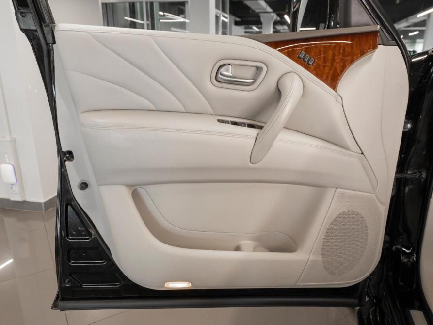 Infiniti QX80 I Рестайлинг Москва  - изображение 17