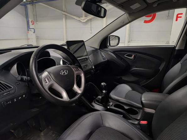 Hyundai ix35 I с пробегом 2012 года, цена 1 060 000 рублей, 196748 км, внедорожник, Автокод Объявления