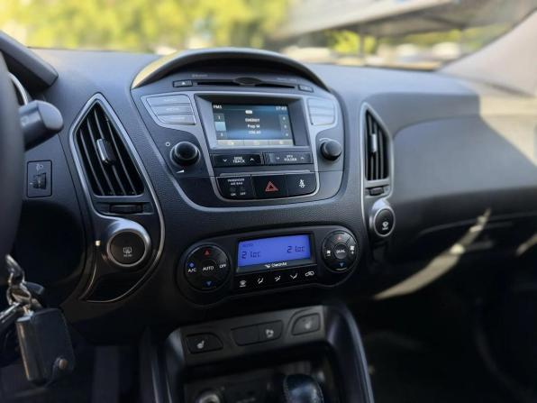 Hyundai ix35 I Рестайлинг с пробегом 2014 года, цена 1 499 000 рублей, 106883 км, внедорожник, Автокод Объявления