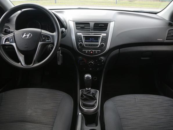 Hyundai Solaris I Рестайлинг с пробегом 2015 года, цена 965 000 рублей, 96000 км, хэтчбек, Автокод Объявления
