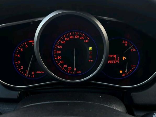 Mazda CX-7 I Рестайлинг с пробегом 2010 года, цена 985 000 рублей, 171520 км, внедорожник, Автокод Объявления
