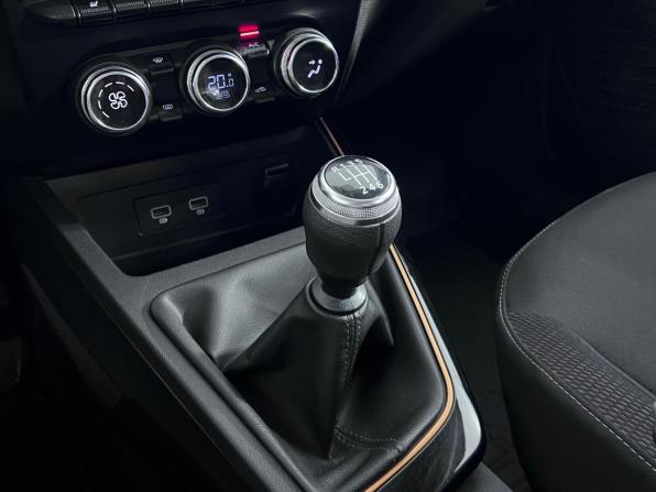 Renault Duster II с пробегом 2021 года, цена 1 899 000 рублей, 46275 км, внедорожник, Автокод Объявления
